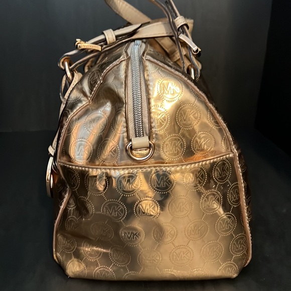 Michael Kors handbag gold - Picture 2 of 13